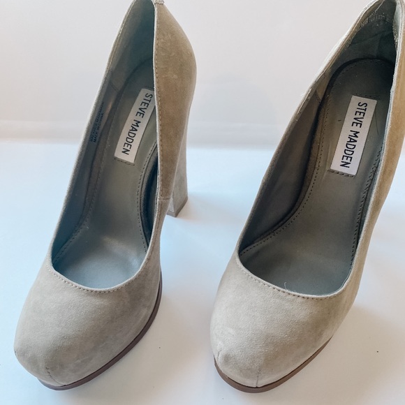 Steve Madden Sarrina Grey Suede Platform Heels - Picture 5 of 5